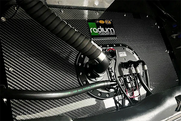 Radium Dry Carbon Fiber Fuel Cell Lids - Image 6